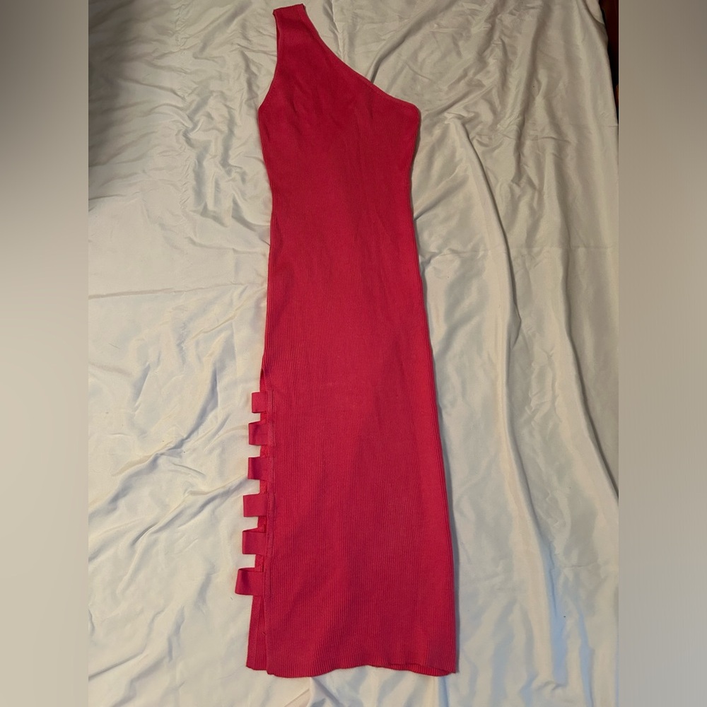 Jolie & Joy Hot Pink One-Shoulder Dress with Thigh Cutout Size L